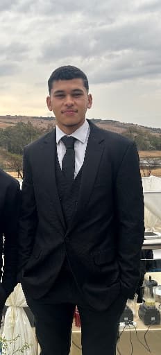 Thaakir Emandien